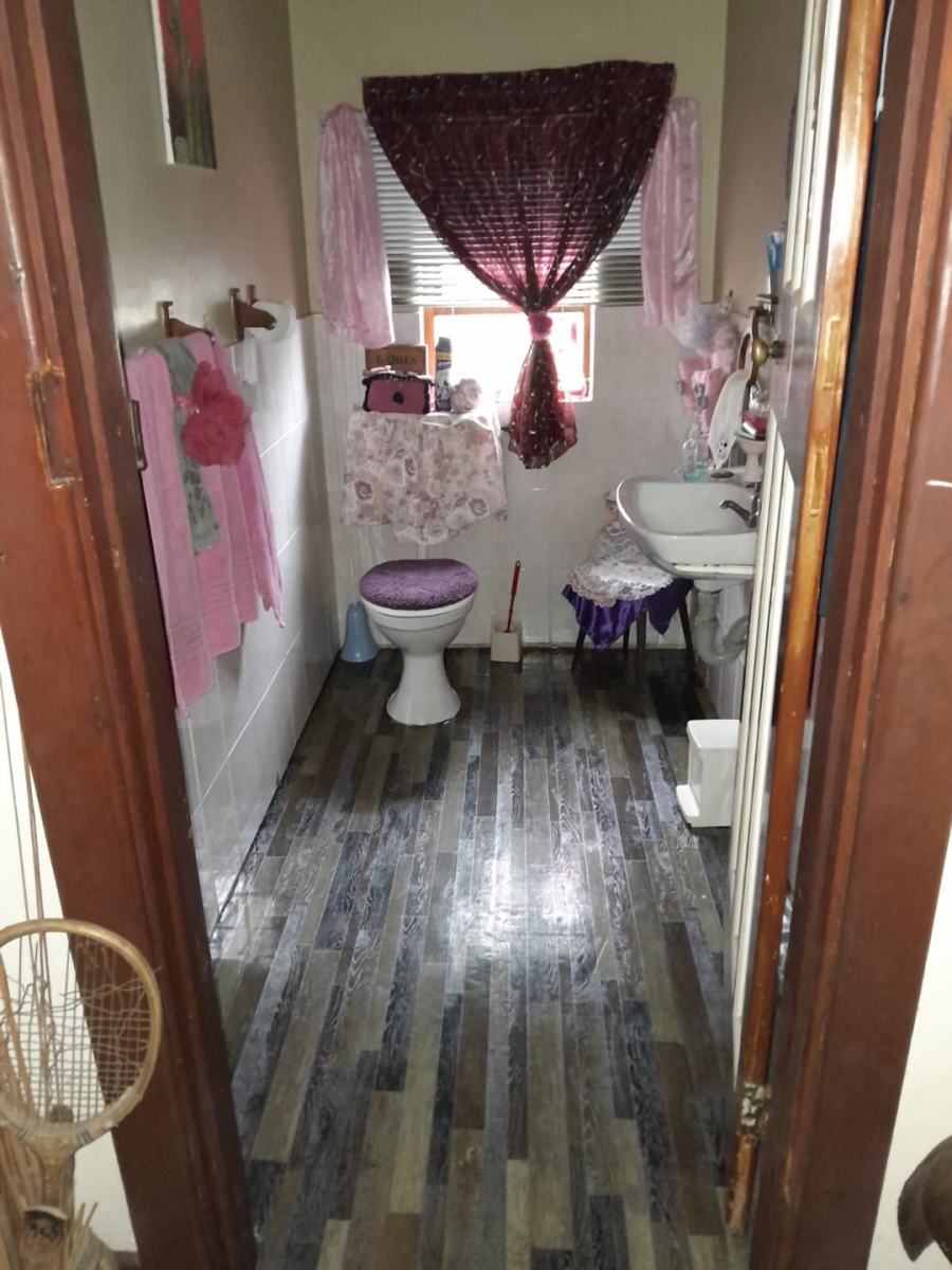 3 Bedroom Property for Sale in Heuwelkruin Eastern Cape